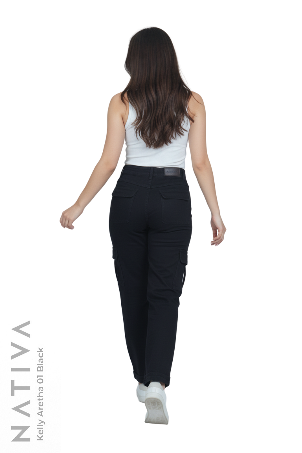 STRAIGHT JEANS, KELLY ARETHA 01 BLACK. Talle Medio. Con tejidos ESFD (Extreme Stretch Flattering Denim). Cintura Ajustable PERFECT FIT®
