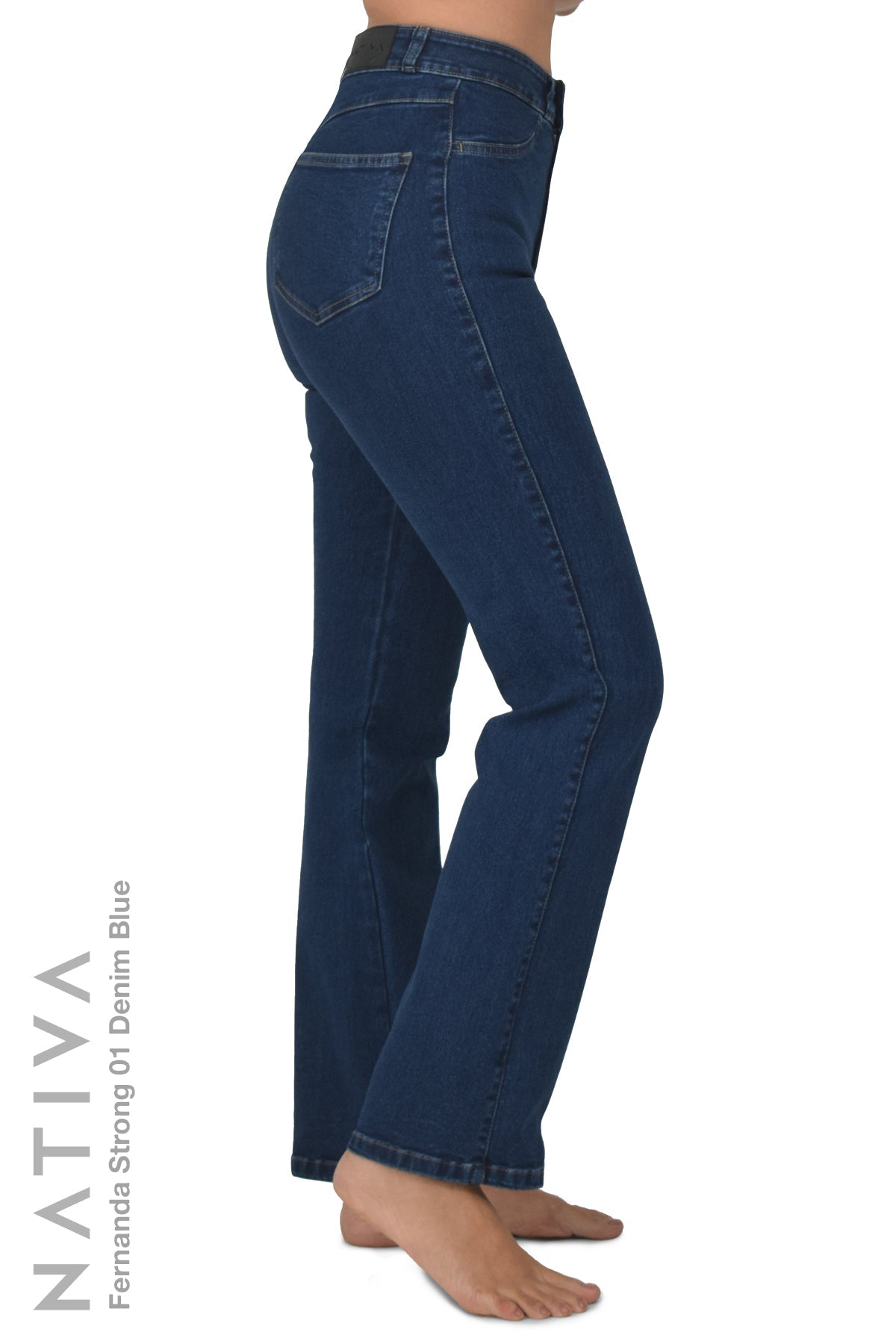STRAIGHT JEANS, FERNANDA STRONG 01 DENIM BLUE. Talle Alto. Con tejidos super elasticos ESFD (Extreme Stretch Flattering Denim). Cintura Ajustable PERFECT FIT®