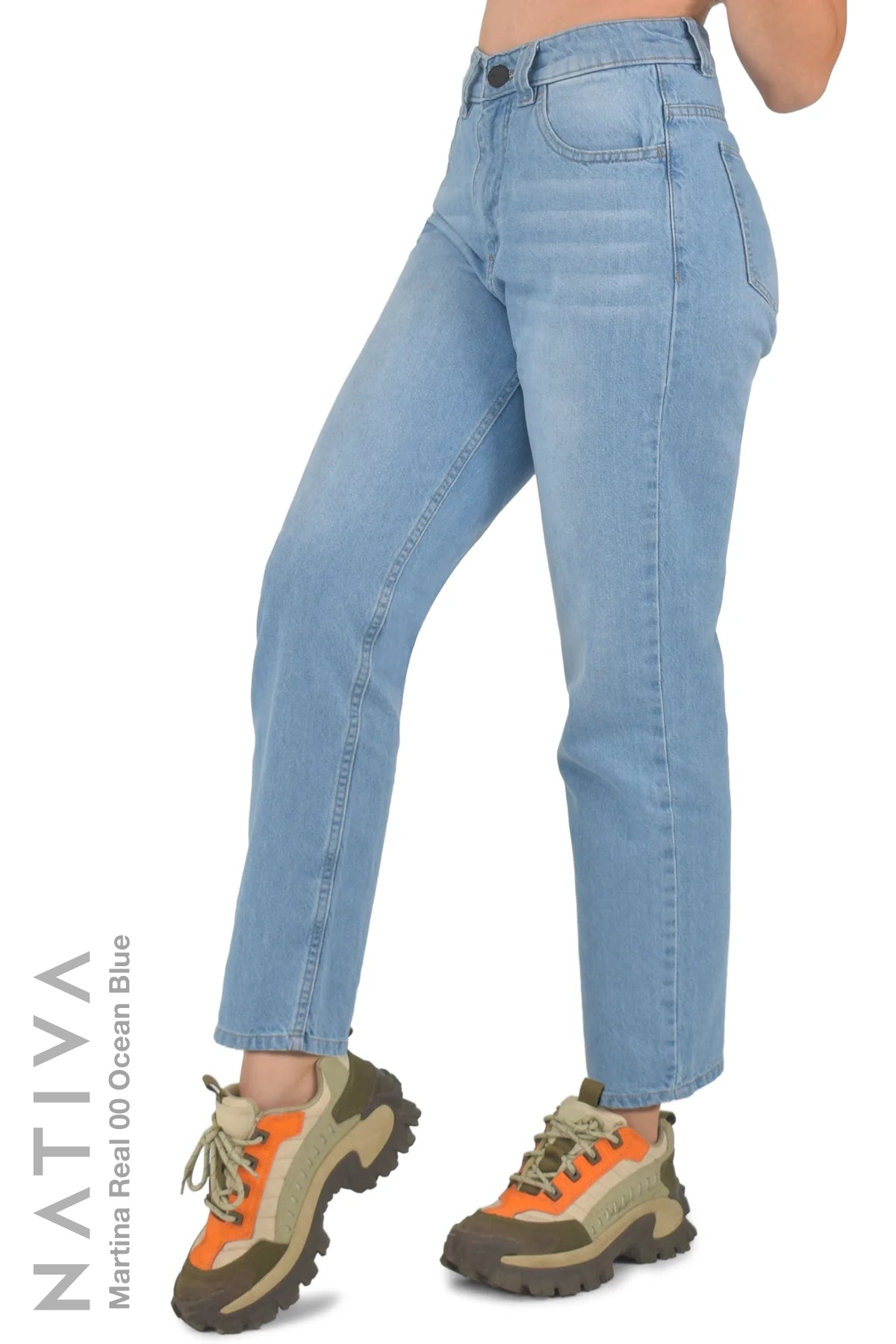 MOM JEANS TRUE DENIM, MARTINA REAL 00 OCEAN BLUE. Talle Alto. Alto Confort. 100% Algodón Nativo Virgen. Rígido Auténtico e Interminable. Cintura Ajustable PERFECT FIT®