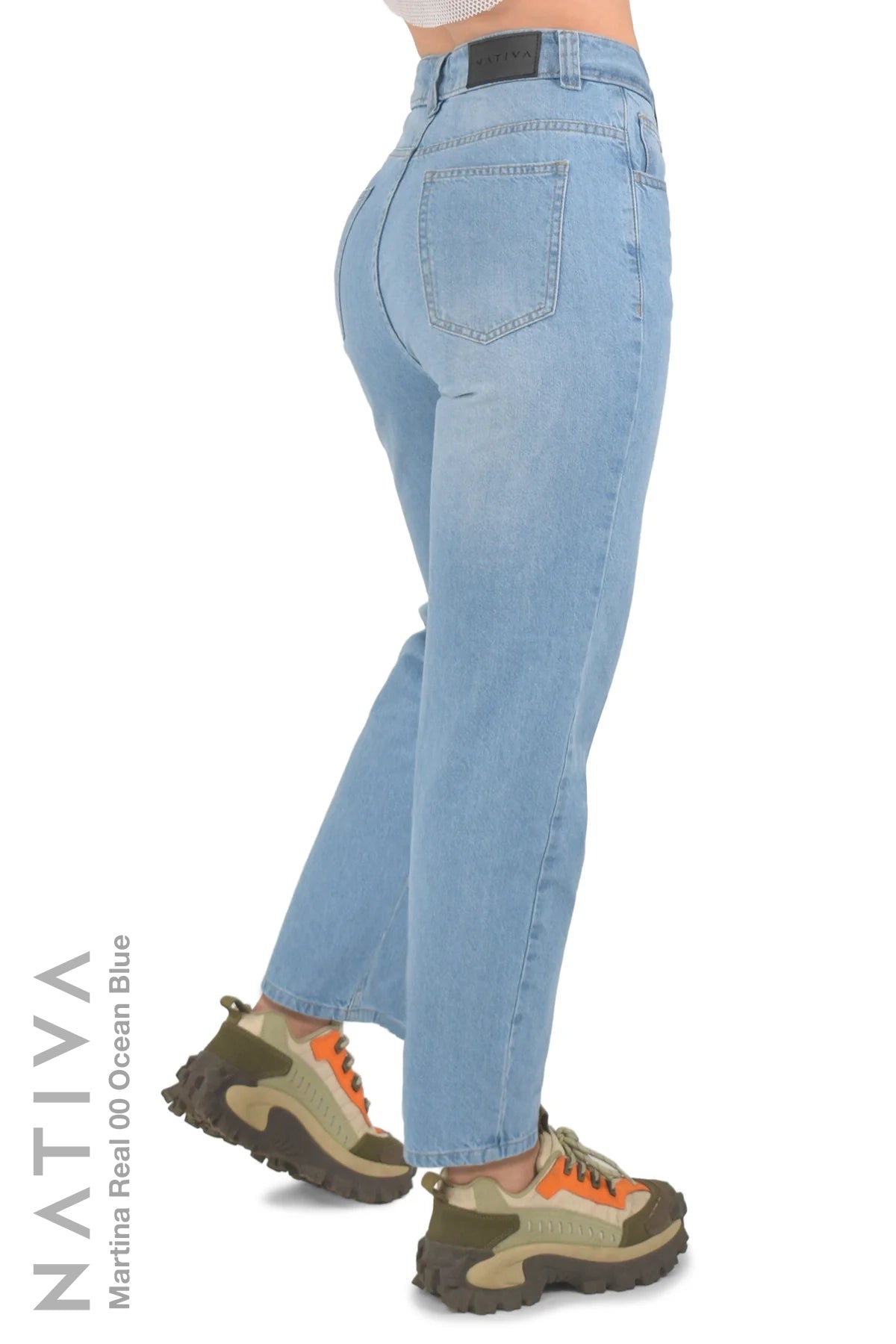 MOM JEANS TRUE DENIM, MARTINA REAL 00 OCEAN BLUE. Talle Alto. Alto Confort. 100% Algodón Nativo Virgen. Rígido Auténtico e Interminable. Cintura Ajustable PERFECT FIT®