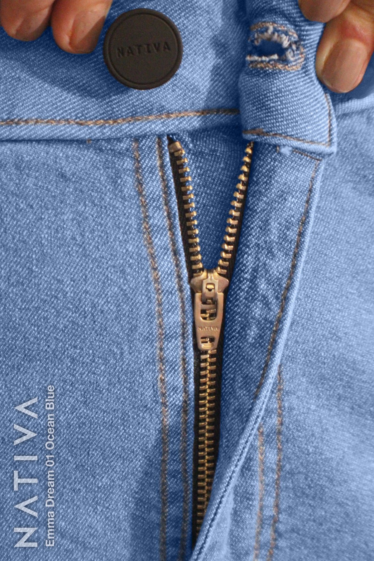 STRAIGHT JEANS, EMMA DREAM 01 OCEAN BLUE. Talle Alto. Con tejidos super elásticos ESFD (Extreme Stretch Flattering Denim). Cintura Ajustable PERFECT FIT®