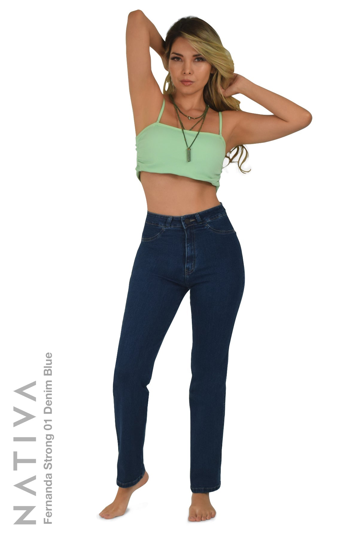 STRAIGHT JEANS, FERNANDA STRONG 01 DENIM BLUE. Talle Alto. Con tejidos super elasticos ESFD (Extreme Stretch Flattering Denim). Cintura Ajustable PERFECT FIT®