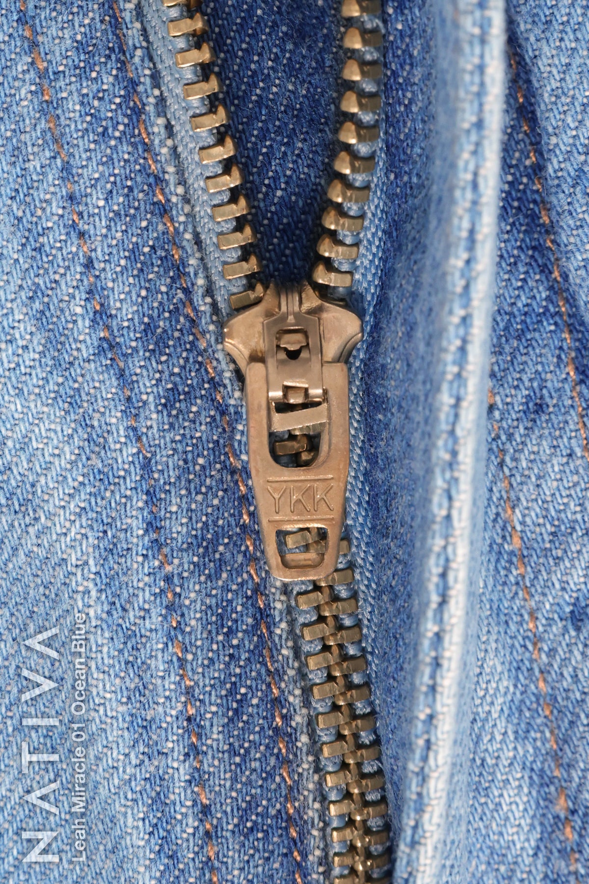 LEGGING JEANS, LEAH MIRACLE 01 OCEAN BLUE. Talle Alto. De Fácil Colocado y Tejido Super Elástico. Moldeador y Afirmador. Casual 7 días. Tecnología No Stress®