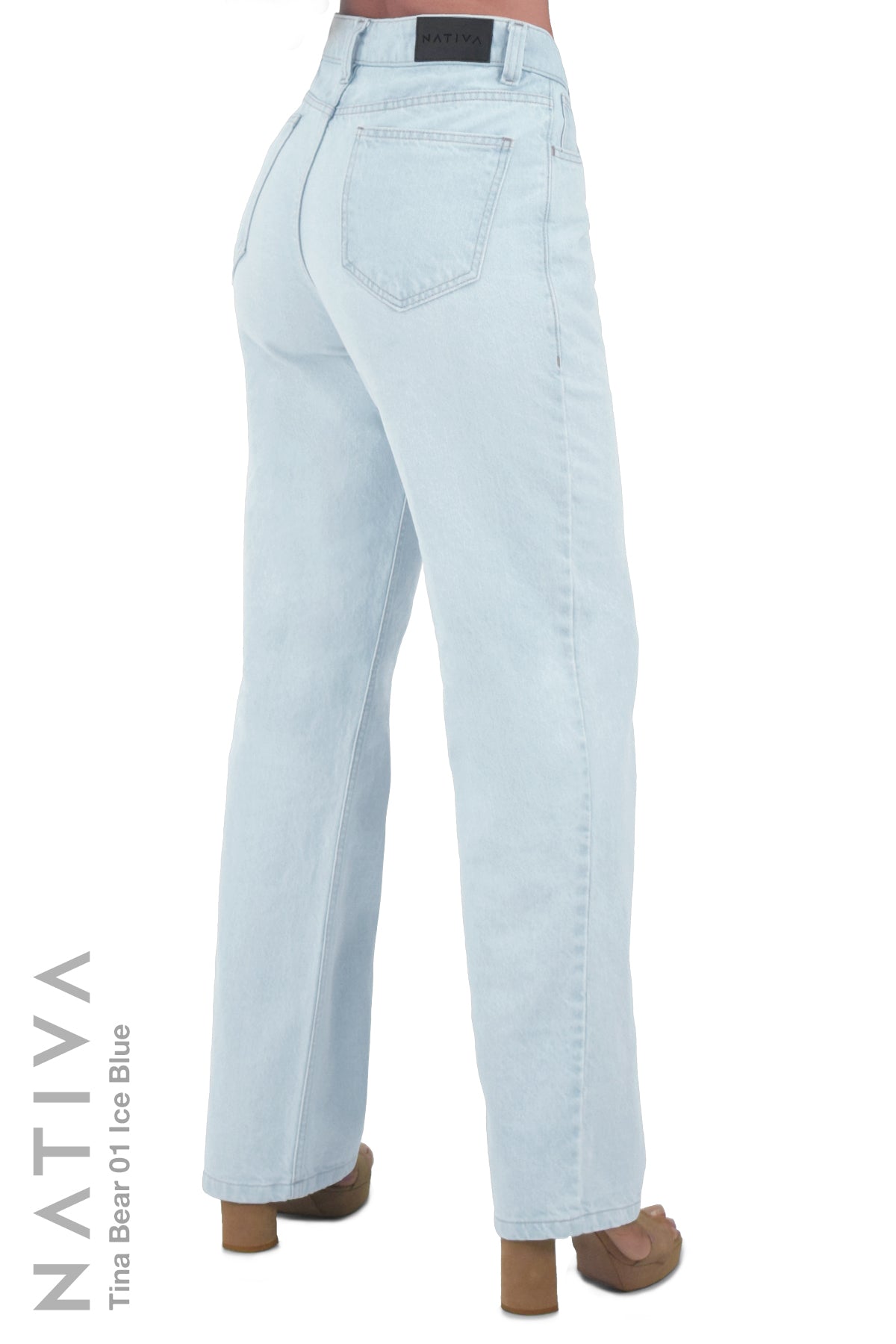 STRAIGHT JEANS, TINA BEAR 01 ICE BLUE. Talle Alto. Alto Confort. 100% Algodón Nativo Virgen. Rígido Auténtico e Interminable. Cintura Ajustable PERFECT FIT®