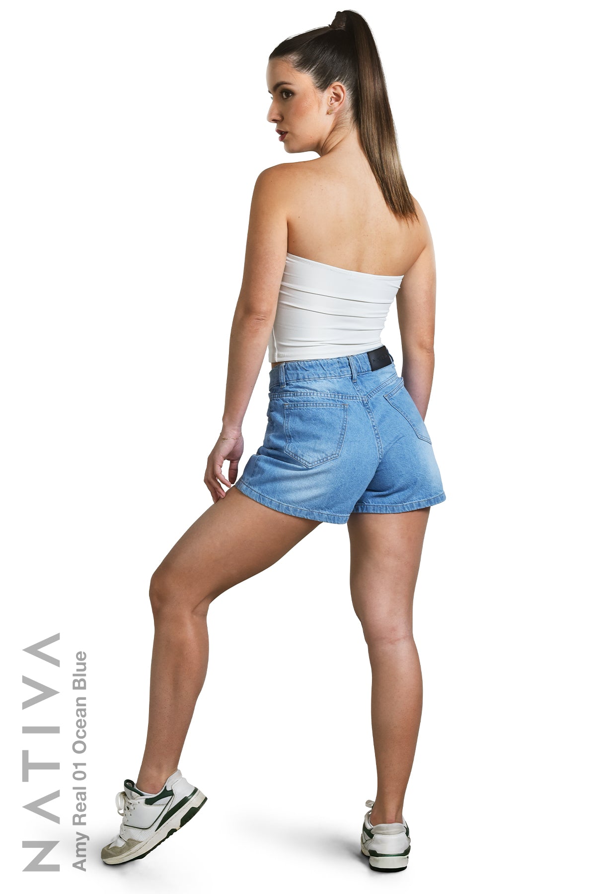 MOM SHORTS, TRUE DENIM, AMY REAL 00 OCEAN BLUE. Talle Alto. Auténtico e Interminable. Cintura Ajustable PERFECT FIT®